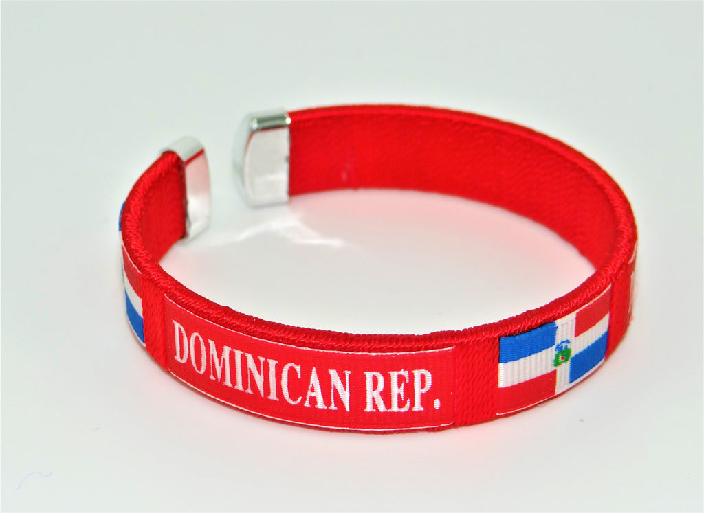 Dominican Republic C-Bracelet