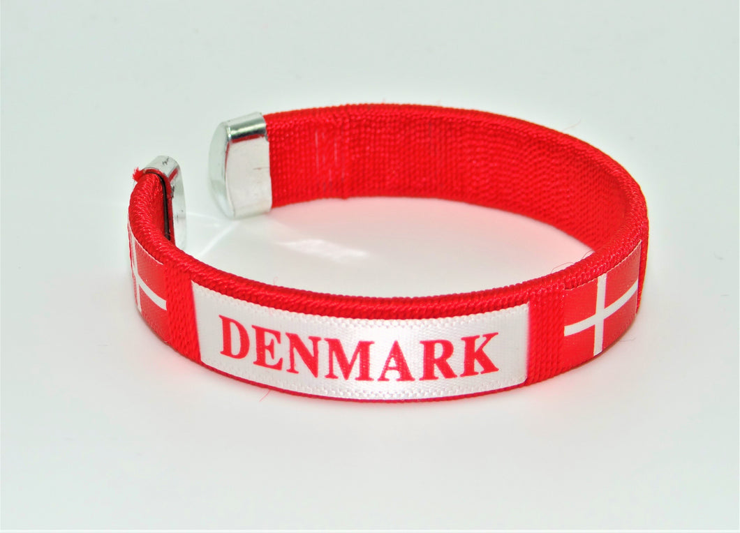 Denmark C-Bracelet