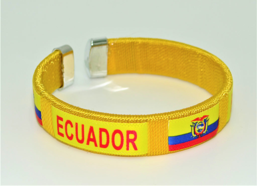 Ecuador C-Bracelet