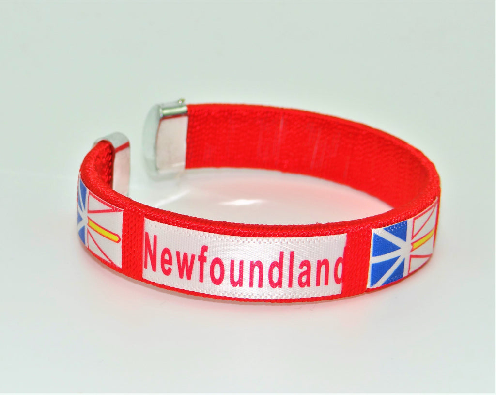 New Foundland C-Bracelet
