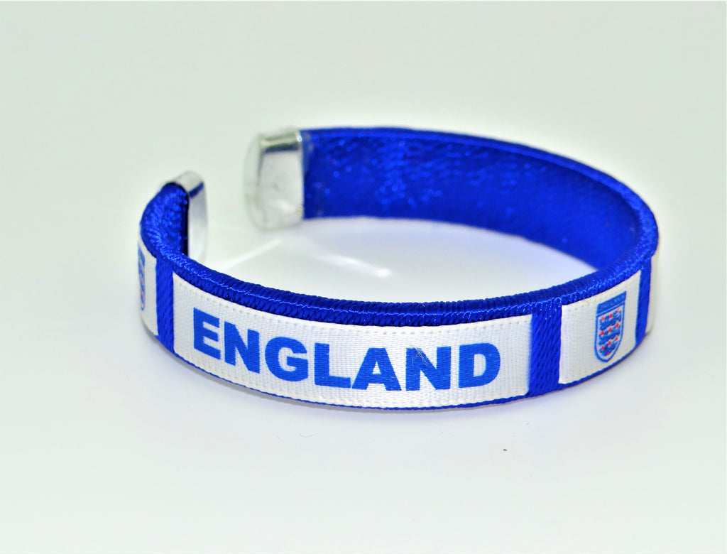 England C-Bracelet 